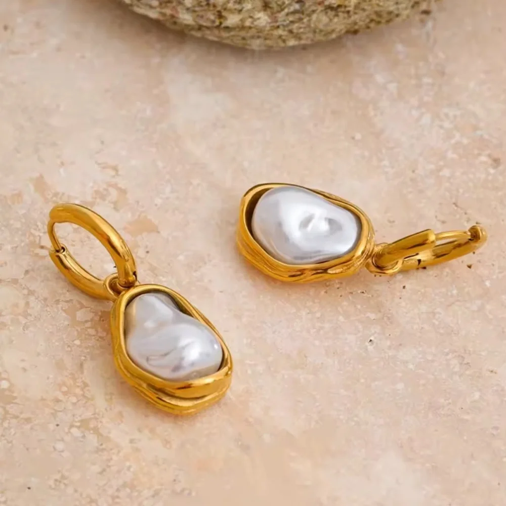 Classic Gold Pearl Earrings